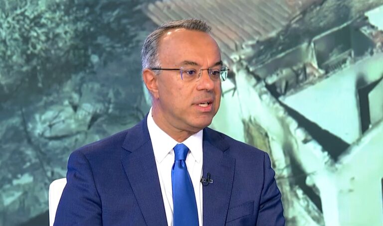 Χ. Σταϊκούρας: Σήμερα υπογράφεται η σύμβαση για 300 λεωφορεία με leasing – Τη Δευτέρα τα πρώτα 30 στους δρόμους