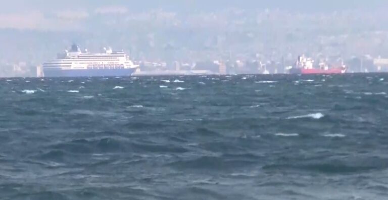 Θεσσαλονίκη: Κοντινές παραλίες επιλέγουν τουρίστες και κάτοικοι