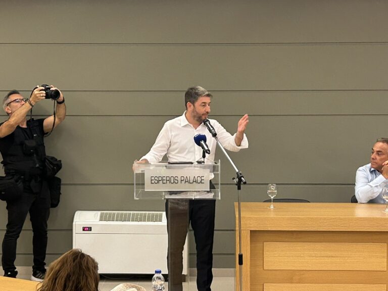 Καστοριά: Ομιλία σε στελέχη και ψηφοφόρους του ΠΑΣΟΚ ΚΙΝ.ΑΛ. πραγματοποίησε ο Νίκος Ανδρουλάκης