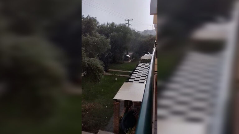 Κέρκυρα: Έντονη χαλαζόπτωση στο Μπαρμπάτι (βίντεο)
