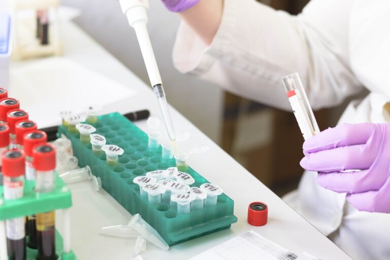 ΗΠΑ: Επιστήμονες επέκτειναν τη διάρκεια ζωής σε ποντίκια στοχεύοντας συγκεκριμένα κύτταρα