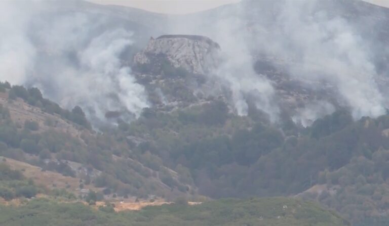 Kαίγεται για 4η ημέρα το Παγγαίο όρος