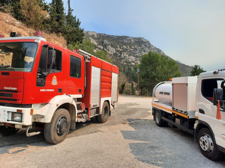 Υπό μερικό έλεγχο η πυρκαγιά στον Διόνυσο – Σύλληψη και επιβολή διοικητικού προστίμου σε 87χρονο άνδρα