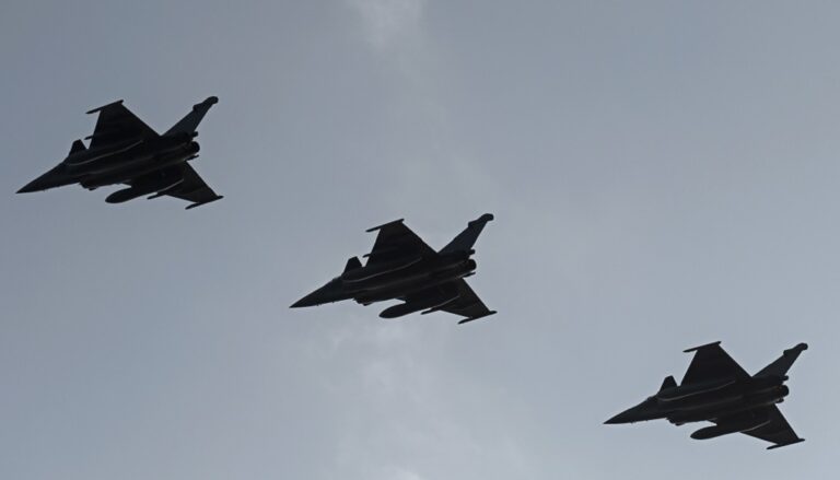 Σύγκρουση Rafale στη Γαλλία: Νεκροί εντοπίστηκαν οι δύο πιλότοι που αγνοούνταν