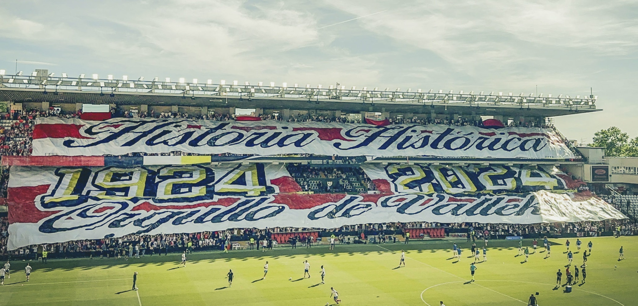 Rayo Vallecano: Μία ποδοσφαιρική «γιαγιά» 101 ετών συνεχίζει με νεανικό σφρίγος