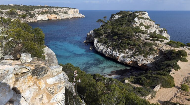 Ισπανία: Διακοπή υδροδότησης σε κατοικίες που ενοικιάζονται χωρίς άδεια σε πλατφόρμες βραχυπρόθεσμης μίσθωσης