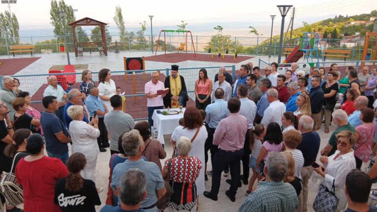 Σ. Ζαχαράκη από Λ. Πλαστήρα: Μήνυμα ισότητας η συμπεριληπτική παιδική χαρά – Επίσκεψη και στην Κατασκήνωση