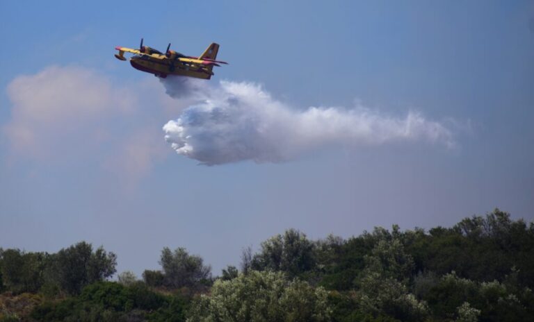 Φωτιά τώρα στον Αγ. Γεώργιο Αρχαίας Ολυμπίας – Ισχυρές επίγειες και εναέριες δυνάμεις