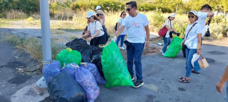 Θεσσαλονίκη: Ο Σύλλογος Φιλιππινέζων της πόλης καθάρισε τον Κελλάριο όρμο
