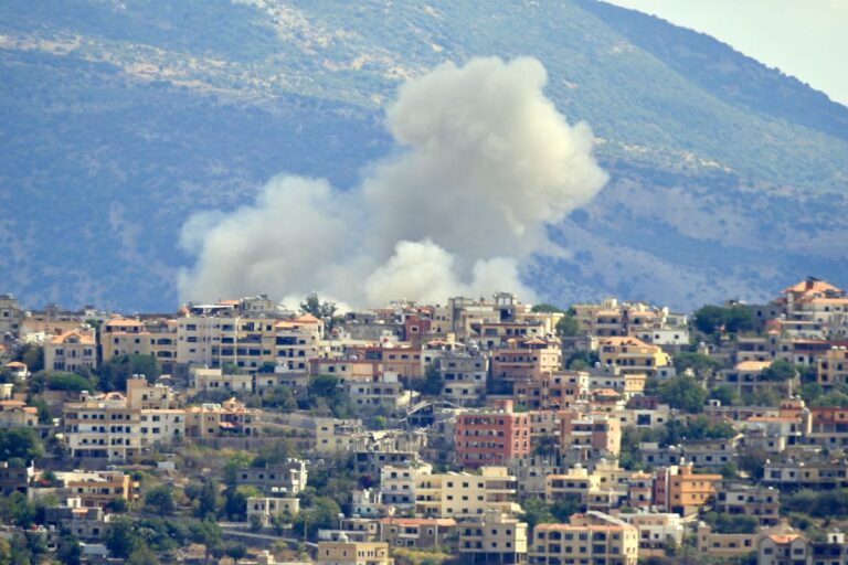 Στην κόψη του ξυραφιού ο Λίβανος – Έρευνες σε Βουλγαρία και Νορβηγία για τους βομβητές