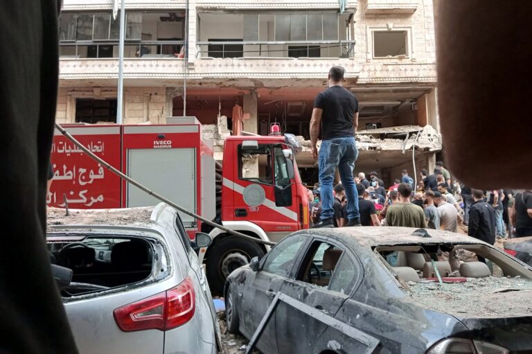 Η Χεζμπολάχ ανακοίνωσε τον θάνατο υψηλόβαθμου διοικητή από την επιδρομή των Ισραηλινών σε προάστια της Βηρυτού