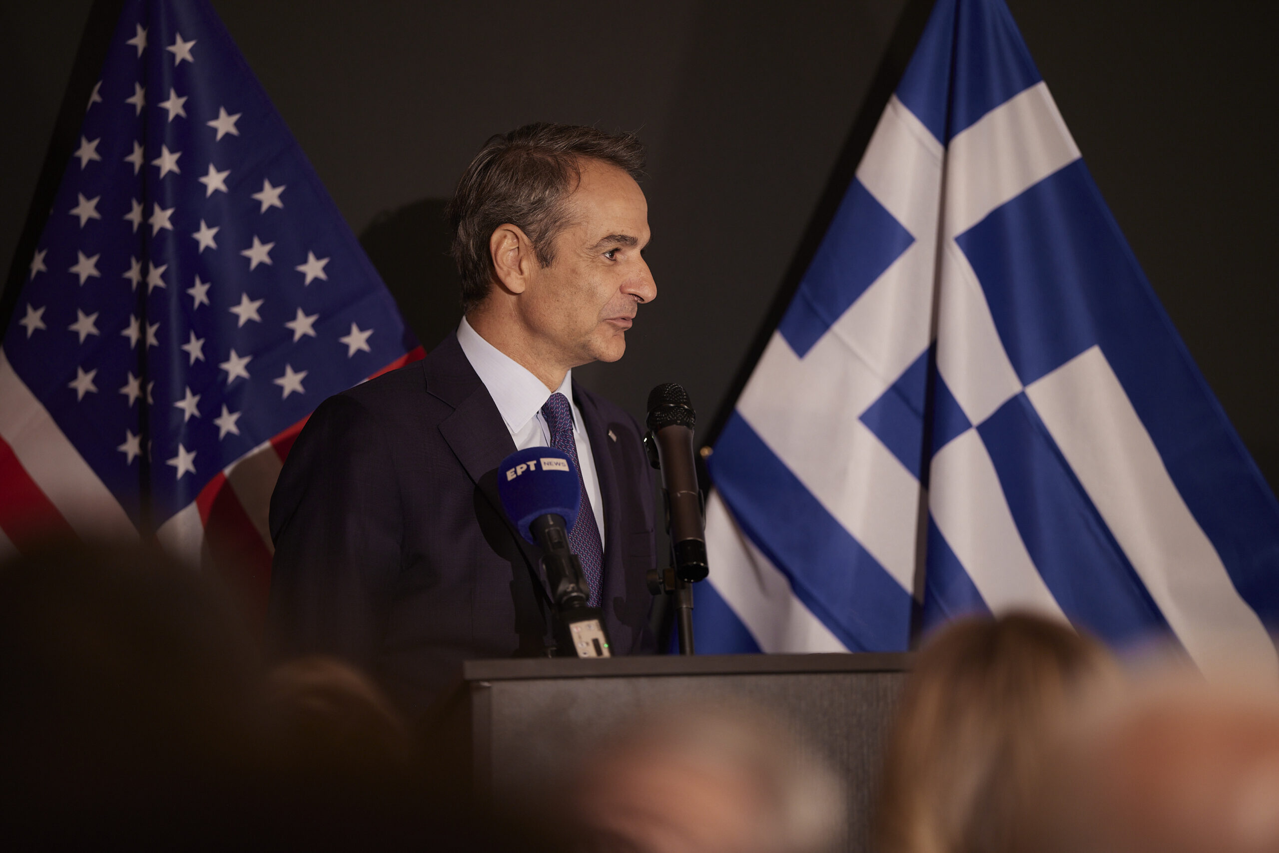 ΝΕΑ ΥΟΡΚΗ ΜΗΤΣΟΤΑΚΗΣ Κ ΟΜΟΓΕΝΕΙΑΚΗ ΕΚΔΗΛΩΣΗ ΣΤΗΝ ΑΣΤΟΡΙΑ