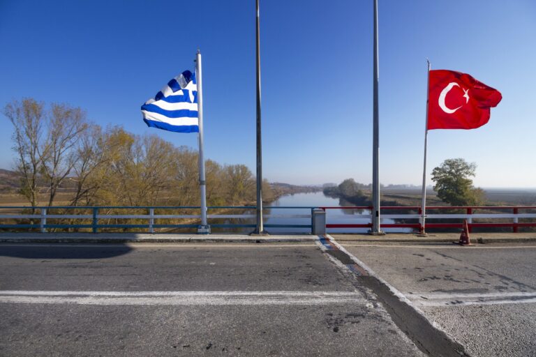 Πώς συνέβη το επεισόδιο στα ελληνοτουρκικά σύνορα – 16χρονος ο οδηγός του αυτοκινήτου που πυροβόλησαν στο πόδι