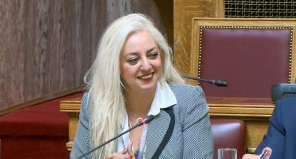 Νέα Συνήγορος του Καταναλωτή αναλαμβάνει η Άννα Στρατινάκη – Εγκρίθηκε η πρόταση του υπουργού Ανάπτυξης, Τ. Θεοδωρικάκου