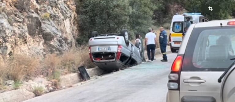 Ανατροπή αυτοκινήτου στην εθνική οδό Ηγουμενίτσας – Πρέβεζας