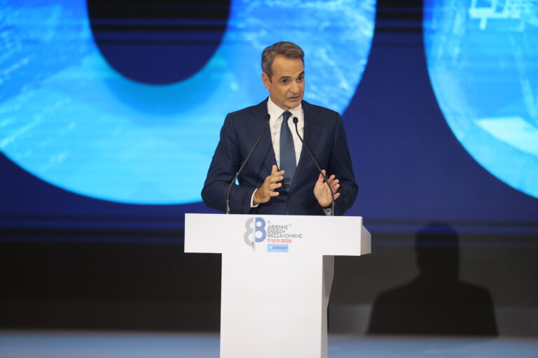 Κ. Μητσοτάκης στη ΔΕΘ: Καταργείται το τέλος επιτηδεύματος, αυξήσεις σε μισθούς και συντάξεις – Τα 45 μέτρα