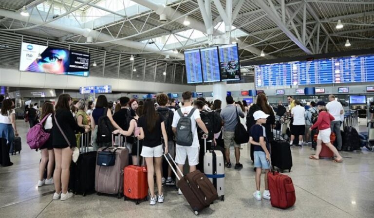ΔΔΑ: Στα «ύψη» η επιβατική κίνηση στο αεροδρόμιο «Ελευθέριος Βενιζέλος» – Αύξηση κατά 10,5% σε σύγκριση με τα επίπεδα του Αυγούστου 2023