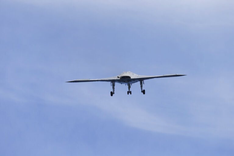 Την κατάρριψη 15 ουκρανικών drones σε νυχτερινές επιθέσεις ανακοίνωσε η Ρωσία
