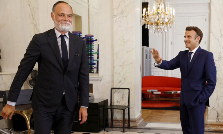 Γαλλία: Ο πρώην πρωθυπουργός Εντουάρ Φιλίπ επιβεβαίωσε την πρόθεσή του να είναι υποψήφιος στις προεδρικές εκλογές του 2027
