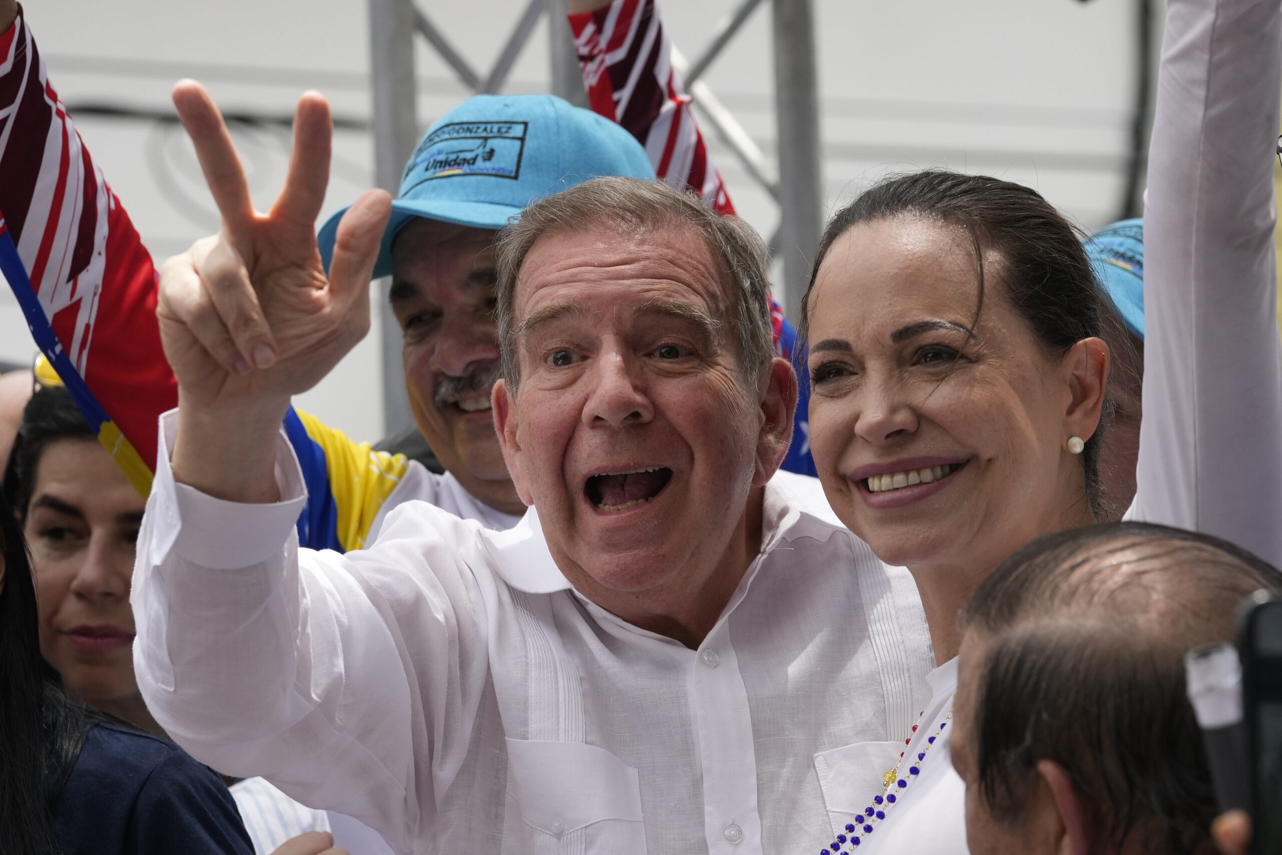Edmundo GonzalezMaria Corina Machado