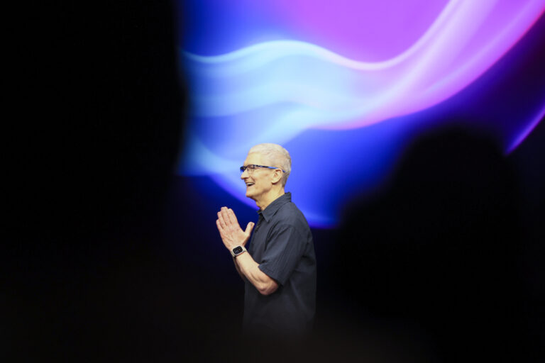 Αυτά είναι τα iPhone 16 και Apple Watch 10 – Τα νέα χαρακτηριστικά και οι καινοτομίες που φέρνει το Apple Intelligence