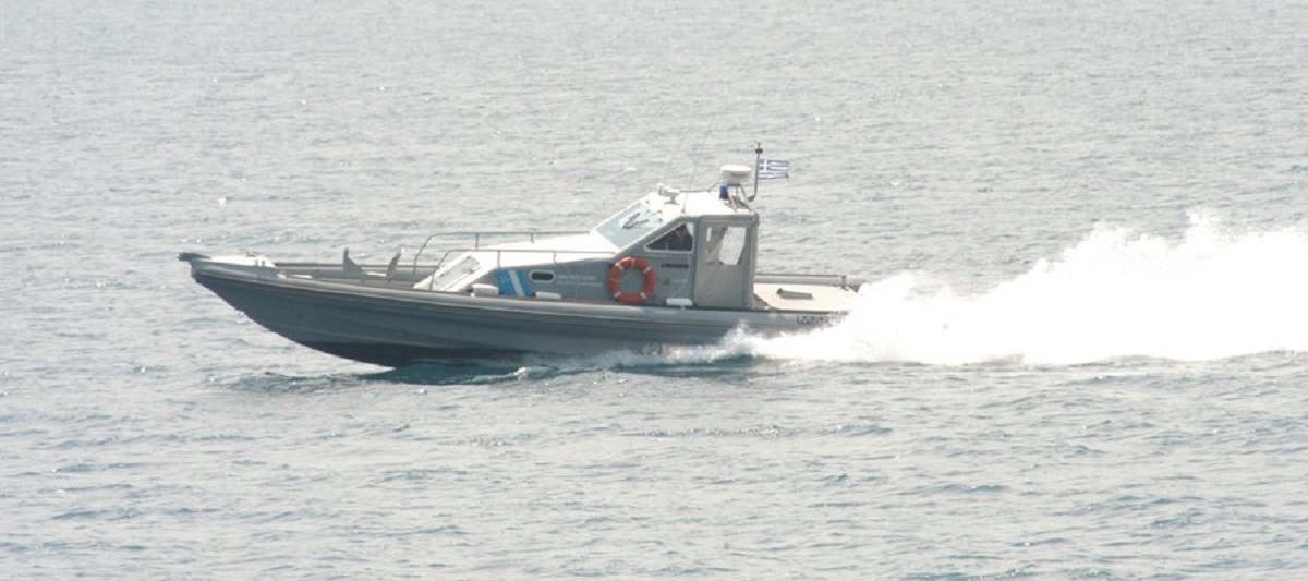 Βόλος: Μηχανική βλάβη σε ερασιτεχνικό σκάφος στη Μηλίνα