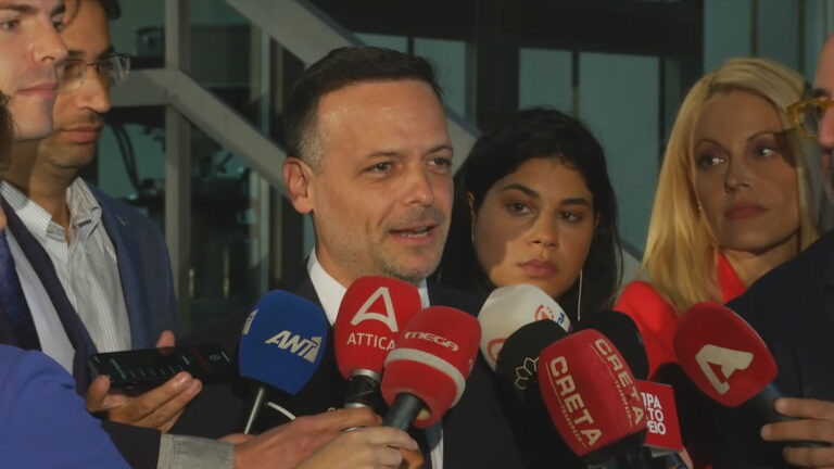Χ. Δούκας προσερχόμενος για το debate: Είμαι χαρούμενος γιατί οι πολίτες θα μπορέσουν να συγκρίνουν και να συμμετέχουν στις εκλογές