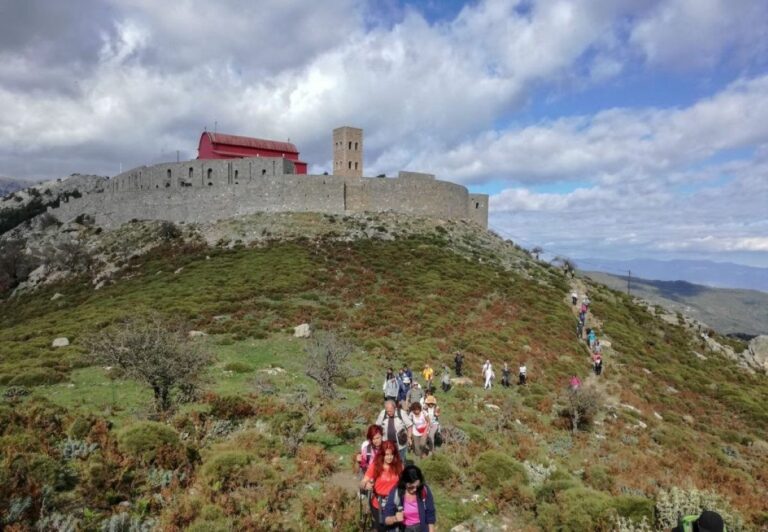 Μεσσηνία: Πεζοπορία με τον ΕΟΣ Καλαμάτας στη Μάνη
