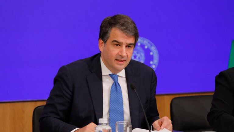 Τζ. Μελόνι: Η Ιταλία επιστρέφει επιτέλους ως πρωταγωνιστής στην Ευρώπη – Συγχαρητήρια στον Ραφαέλε Φίτο 