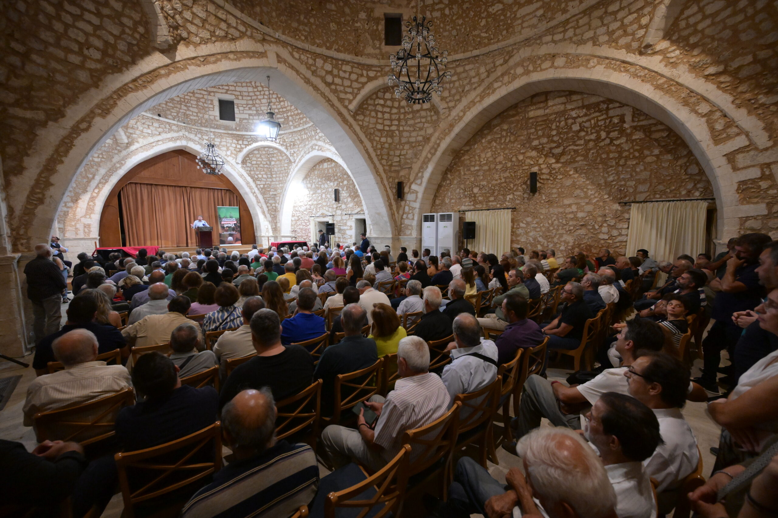 IMG_1731 Νίκος Ανδρουλάκης: «Ο κόσμος της Αριστεράς και του Κέντρου βλέπει στο ΠΑΣΟΚ μια πρωταγωνιστική επιλογή»