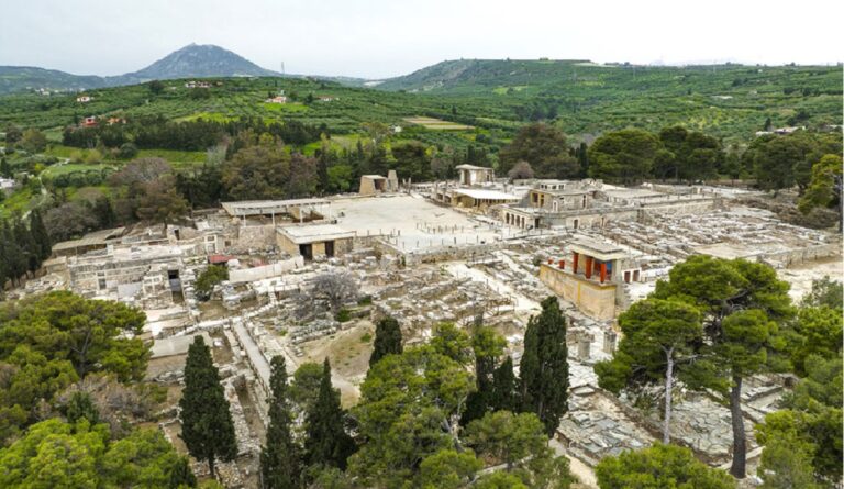 ΥΠΠΟ: Αναδιαμορφώνεται η είσοδος στον αρχαιολογικό χώρο της Κνωσού