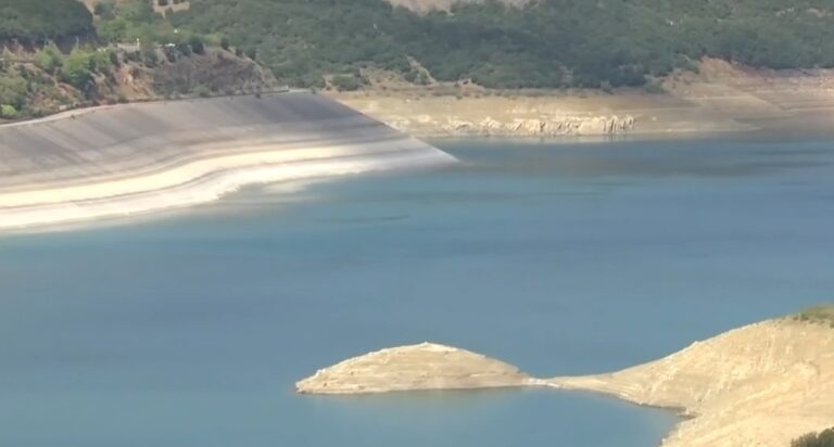 Η ΕΥΔΑΠ επιστρατεύει γεωτρήσεις στον Μόρνο  – Το σχέδιο για να μη μείνει χωρίς νερό η Αττική