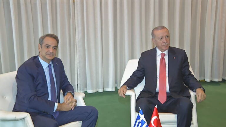 Μαξίμου για συνάντηση Μητσοτάκη – Ερντογάν: Εντατικοποίηση της συνεργασίας στο μεταναστευτικό — Η ανακοίνωση της Τουρκικής προεδρίας