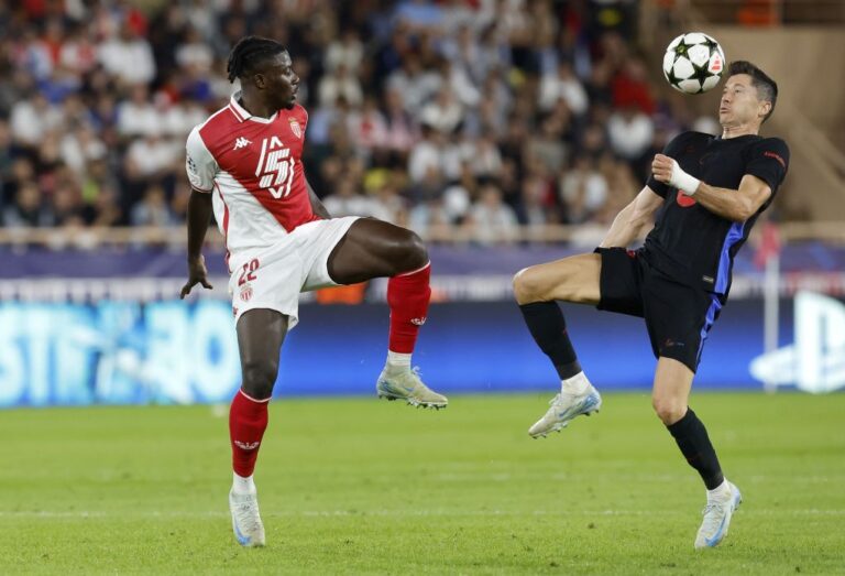 Champions League: Η Moνακό έκανε το «μπαμ» 2-1 την Μπαρτσελόνα, ο Ράγια κράτησε «όρθια» την Άρσεναλ στο Μπέργκαμο, στο 90′ η λύτρωση για την Ατλέτικο (video)