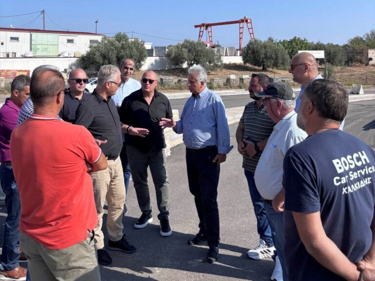 Συμβάσεις για διάφορα έργα υπέγραψε ο Δημήτρης Πτωχός στην Αργολίδα