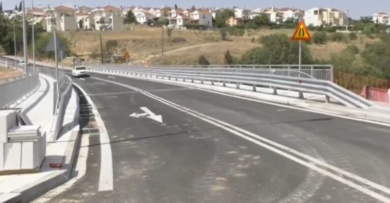 Θεσσαλονίκη: Δόθηκε στην κυκλοφορία η γέφυρα που συνδέει Τρίλοφο και Πλαγιάρι