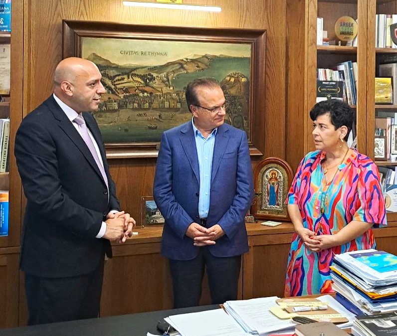 Μνημόνιο συνεργασίας του Δήμου Ρεθύμνης με τη “Unicef”