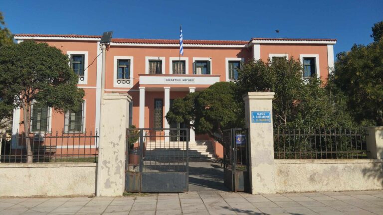 Ενώπιον εισαγγελέα και ανακριτή ο 59χρονος Γεωργιανός που κατηγορείται για κατασκοπεία – Τι υποστηρίζει – Τι ερευνούν οι αρχές