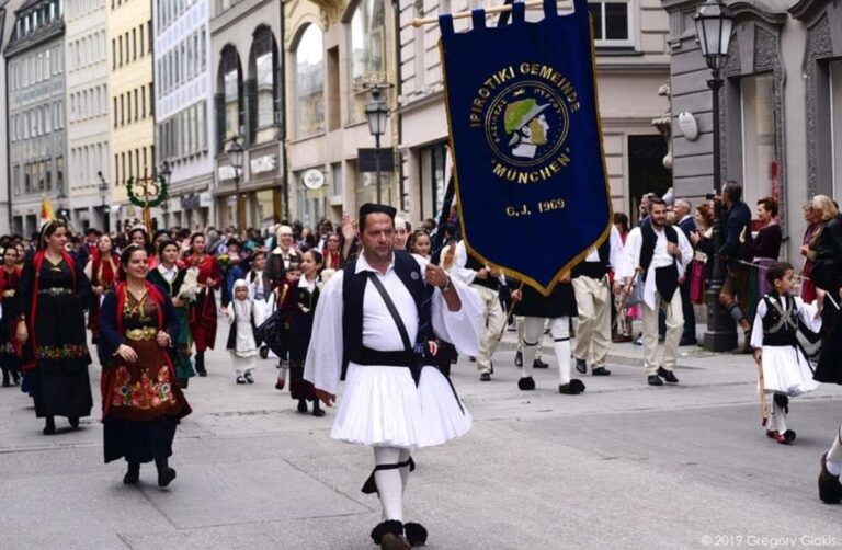 H Ηπειρώτικη Κοινότητα Μονάχου θα παρελάσει και φέτος στο Octoberfest