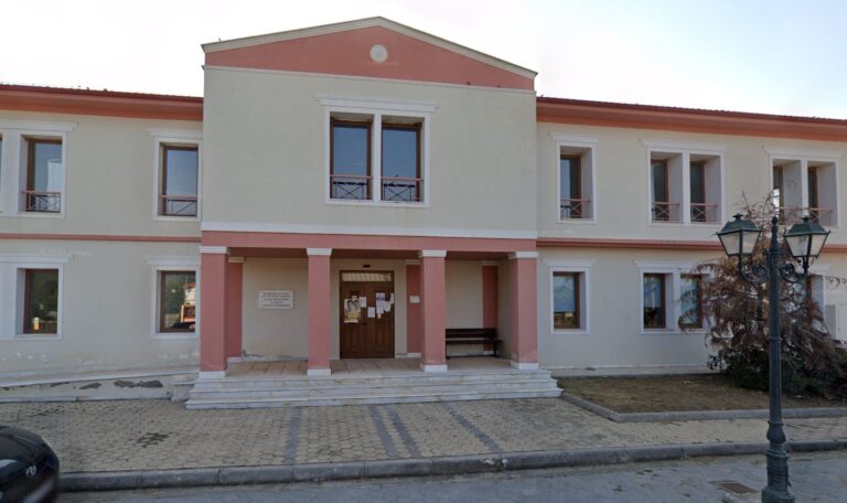 Oικοτροφείο για άτομα με αυτισμό στο πρώην δημαρχείο Ελλησπόντου