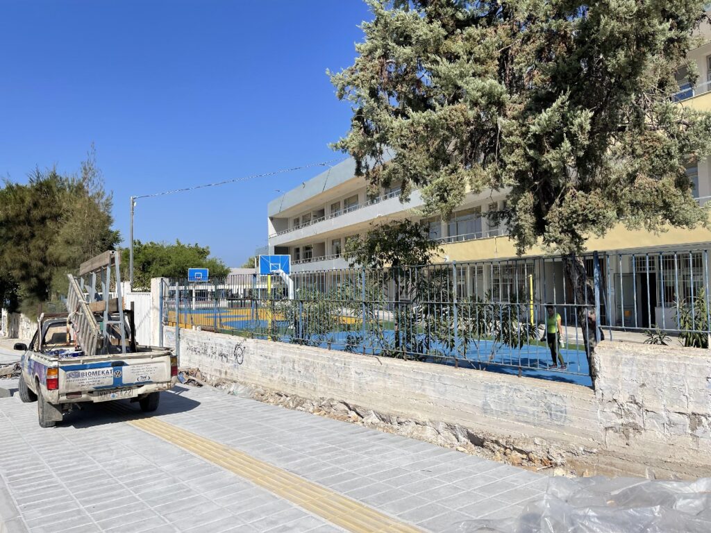 Αναβάθμιση σχολικού και κοινόχρηστου χώρου στον Κουμπέ Χανίων