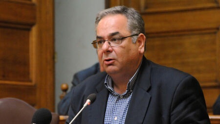 Ερώτηση Γ. Λαμπρούλη για τους συμβασιούχους στην καθαριότητα, φύλαξη και σίτιση στα δημόσια νοσοκομεία