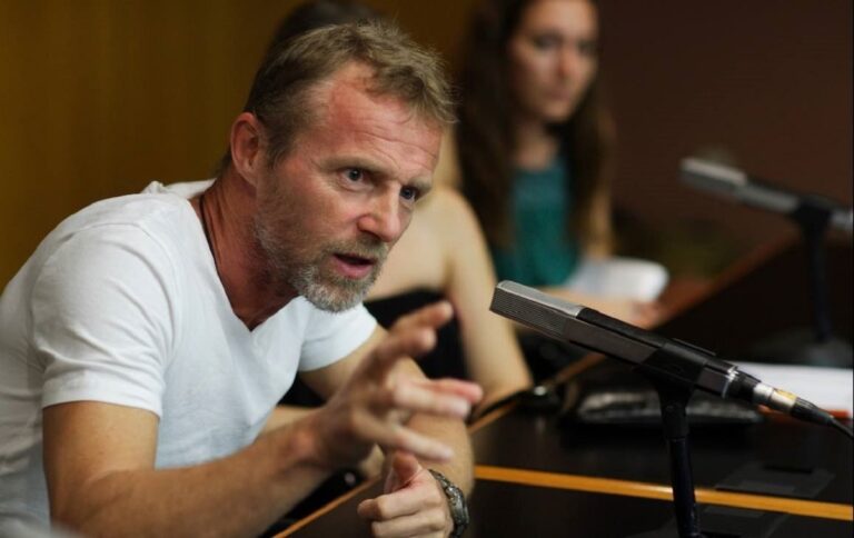 Στη μεγάλη οθόνη το μυθιστόρημα του Jo Nesbo «The Night House»