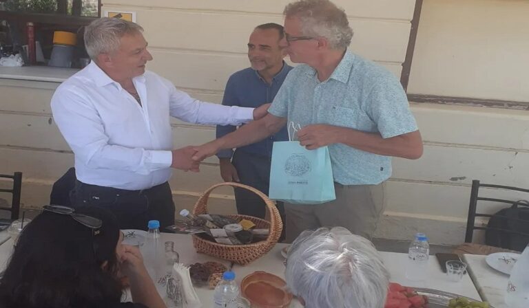 Ηράκλειο: Στο ανάκτορο της Φαιστού ο Ολλανδός εμπειρογνώμονας της UNESCO