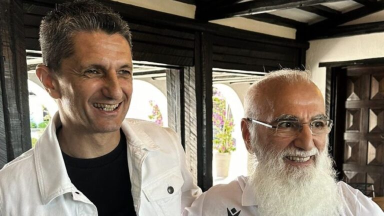 ΠΑΟΚ: Συνάντηση Λουτσέσκου-Σαββίδη στη Χαλκιδική