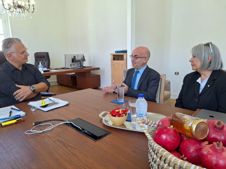 Στην Τρίπολη ο πρέσβης της Αργεντινής