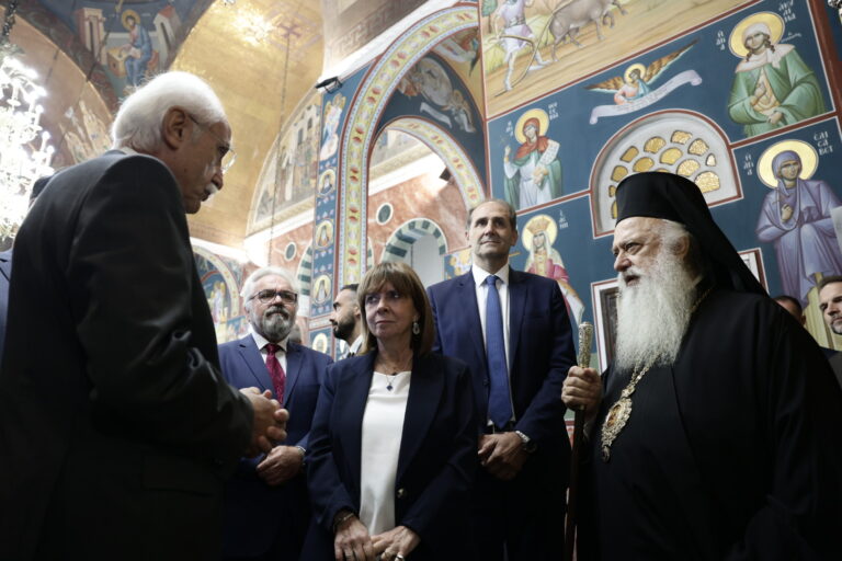 Στην Παναγία Σουμελά, στην Καστανιά Ημαθίας, η ΠτΔ Κ. Σακελλαροπούλου