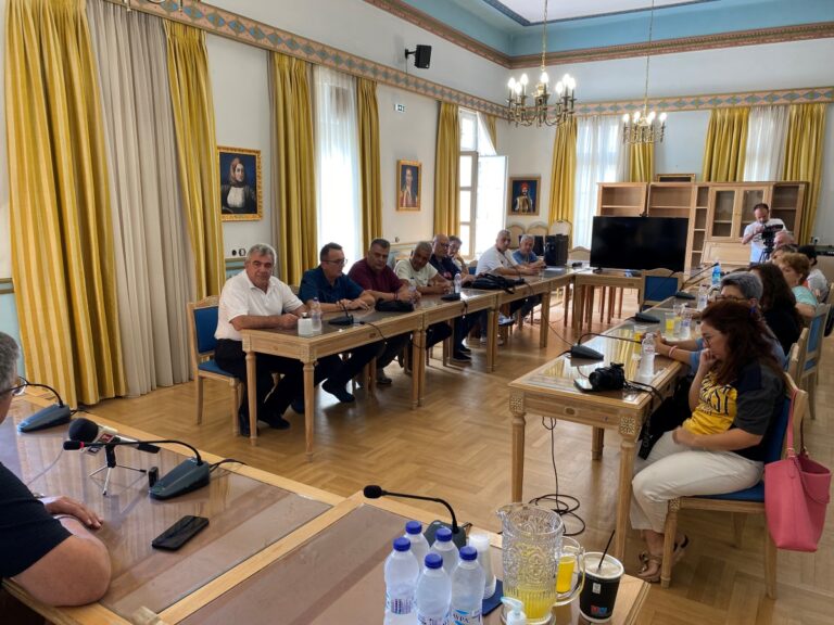 ΕΛΜΕ Αρκαδίας: Να λειτουργήσουν οι τρεις ειδικότητες στα ΕΠΑΛ Τρίπολης και Μεγαλόπολης