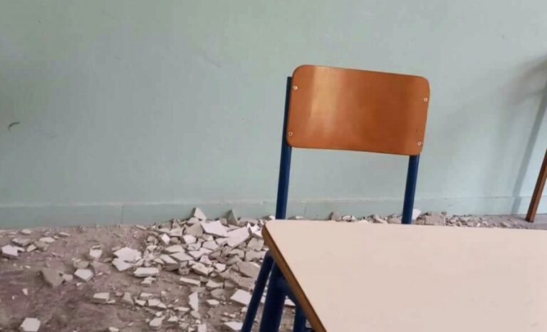 3ο ΓΕΛ Θεσσαλονίκης: Καθαρά από τύχη δεν υπήρξε τραυματισμός από την πτώση τμήματος της οροφής σε τάξη