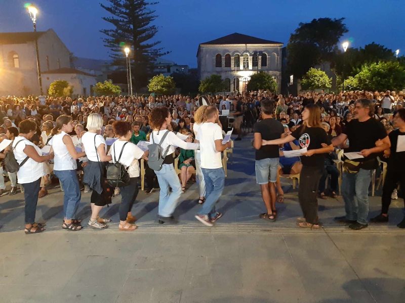 Ρέθυμνο: Μαρία Καρυστιανού και Παύλος Ασλανίδης στην εκδήλωση για το δυστύχημα των Τεμπών